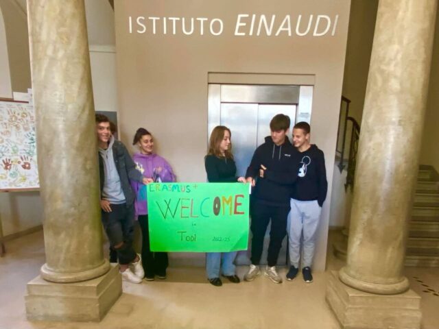 erasmus italia 17