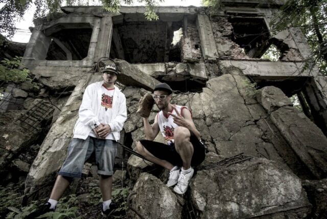 zdjęcia z klipu rebel babel manifest na westerplatte